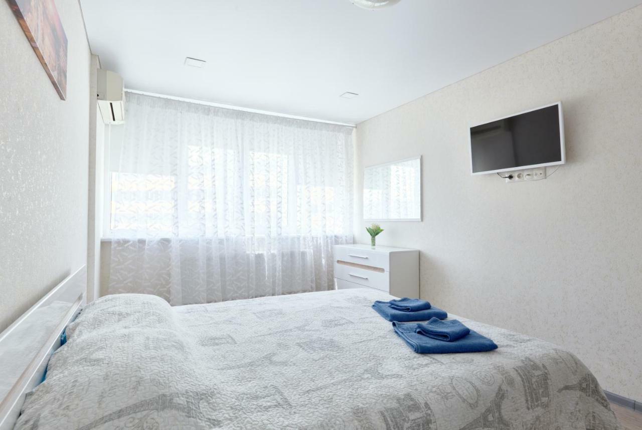 088 Apartment Near Airport Zhulyan Kyiv Exterior foto